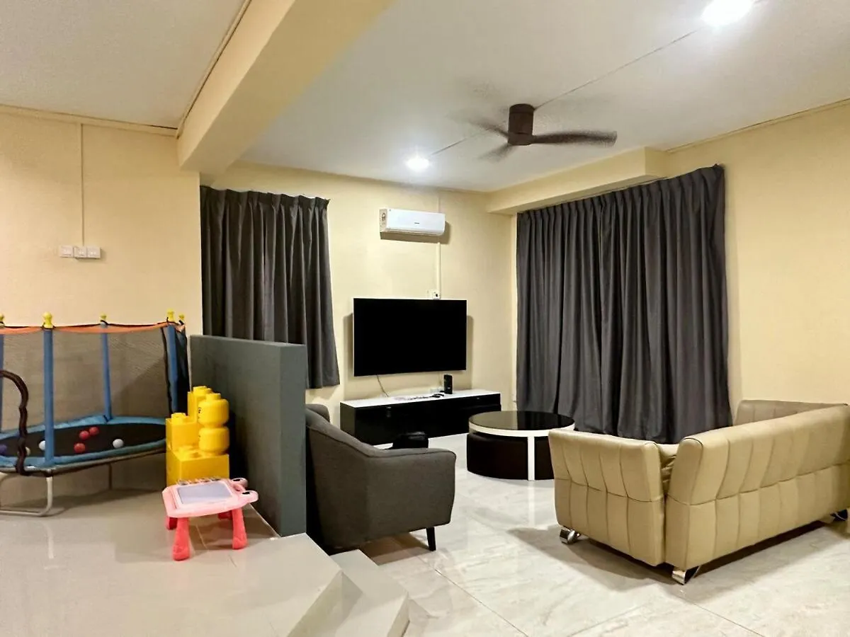 Swimming Poo Ktv Party House 27-300 Pax Villa Johor Bahru